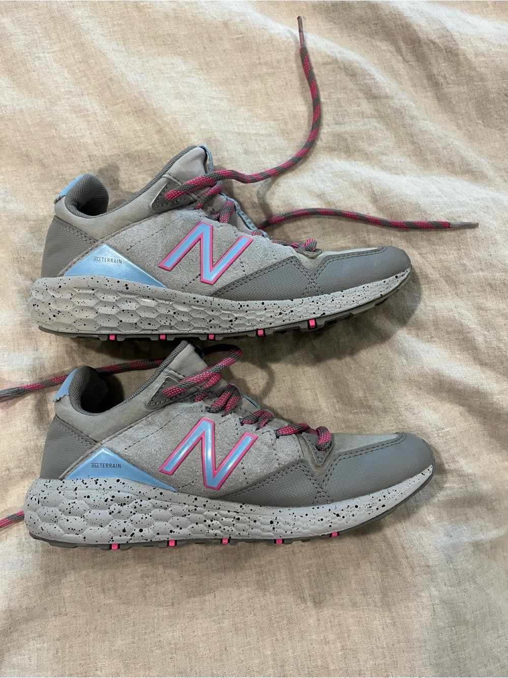 New Balance Gray with Pink & Blue Trail Sneakers Kids